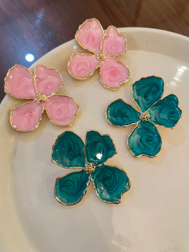 گوشواره گل ترند فشن