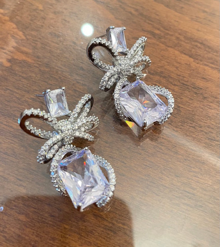 گوشواره پاپیون جواهری نگین اتریشی