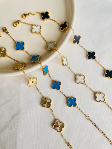 دستبند ونکلیف سفید مشکی طلایی ابی